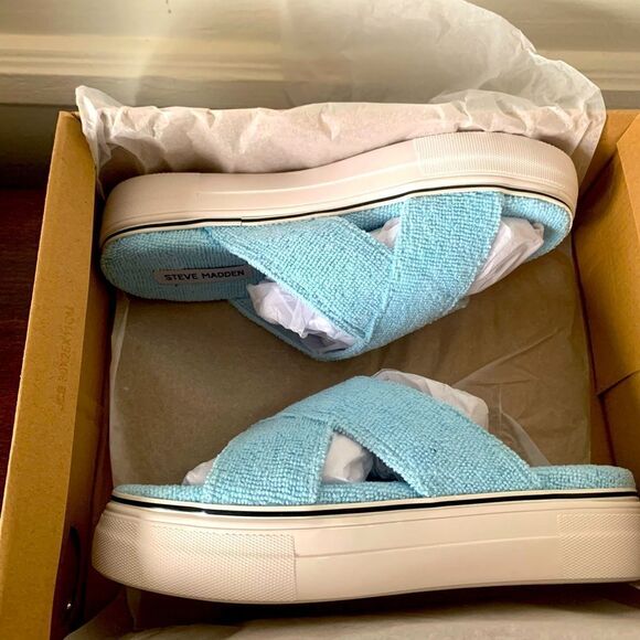 Steve Madden rotation platform slip-on open toe sandal size 7 and 8 light blue - Picture 7 of 8